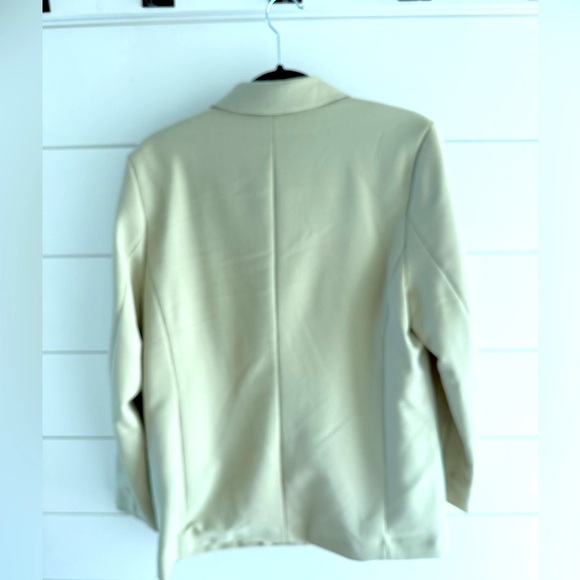 H&M Blazer, Size Medium - Picture 2 of 7